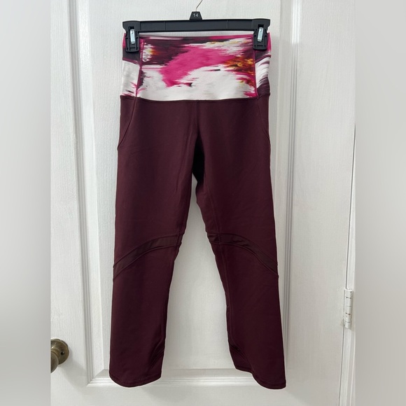 Limited Edition Lululemon Wunder Under Crop (size 4) - Picture 7 of 11